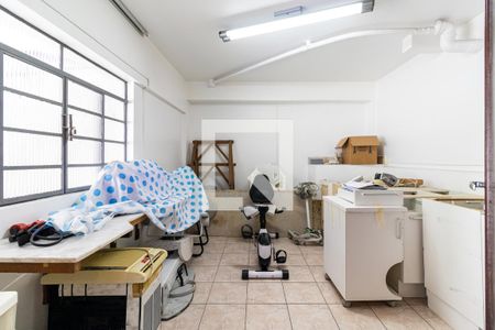 Casa à venda com 220m², 3 quartos e 3 vagas Casa à venda com 220m², 3 quartos e 3 vagasQuarto de Serviço