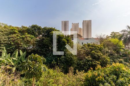 Casa à venda com 220m², 3 quartos e 3 vagas Casa à venda com 220m², 3 quartos e 3 vagasVista do Quarto 3 - Suíte - Varanda
