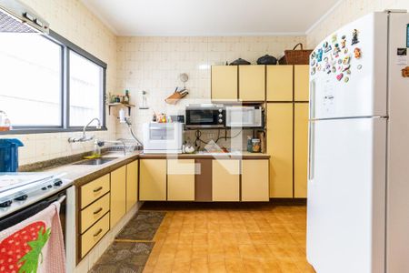 Casa à venda com 220m², 3 quartos e 3 vagas Casa à venda com 220m², 3 quartos e 3 vagasCozinha