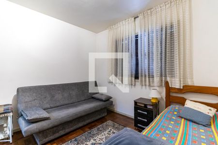 Casa à venda com 220m², 3 quartos e 3 vagas Casa à venda com 220m², 3 quartos e 3 vagasQuarto 2