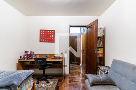 Casa à venda com 220m², 3 quartos e 3 vagas Casa à venda com 220m², 3 quartos e 3 vagasQuarto 2