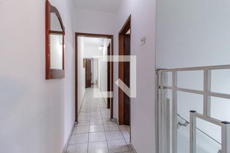 Corredor de casa para alugar com 3 quartos, 120m² em Piratininga, Osasco