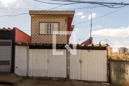 Casa à venda com 210m², 4 quartos e 3 vagasFachada