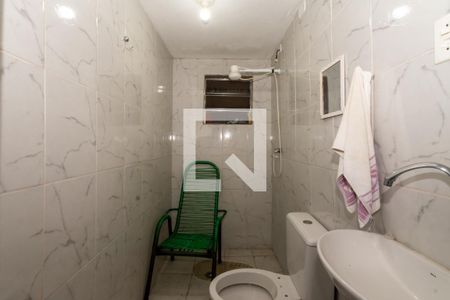 Casa à venda com 210m², 4 quartos e 3 vagasBanheiro da edícula