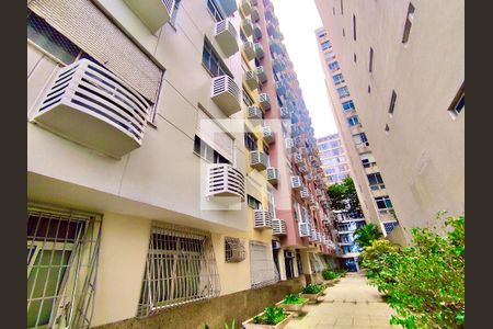 Apartamento à venda com 69m², 2 quartos e sem vagaFachada interna 