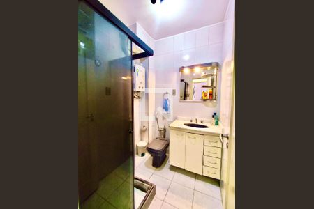 Apartamento à venda com 69m², 2 quartos e sem vagaBanheiro social