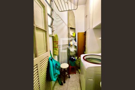 Apartamento à venda com 69m², 2 quartos e sem vagaQuarto serviço 