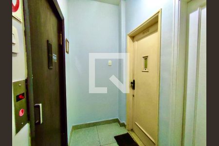 Apartamento à venda com 69m², 2 quartos e sem vagaHall 