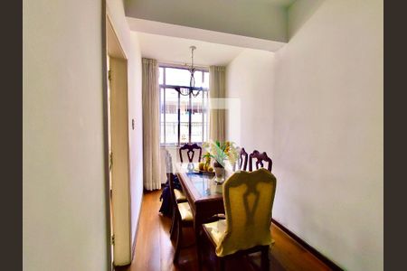 Apartamento à venda com 69m², 2 quartos e sem vagaSala