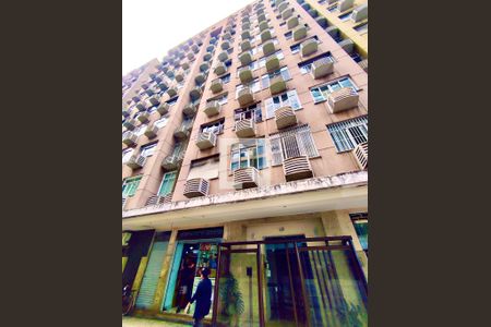 Apartamento à venda com 69m², 2 quartos e sem vagaFachada 