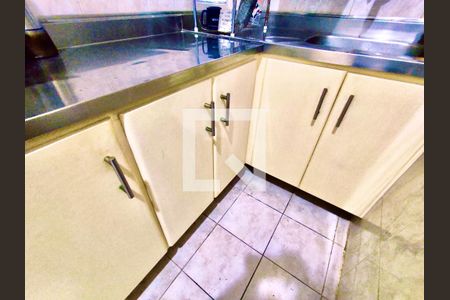 Apartamento à venda com 69m², 2 quartos e sem vagaCozinha