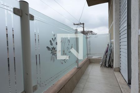 Corredor de casa à venda com 3 quartos, 120m² em Jardim Santa Mena, Guarulhos