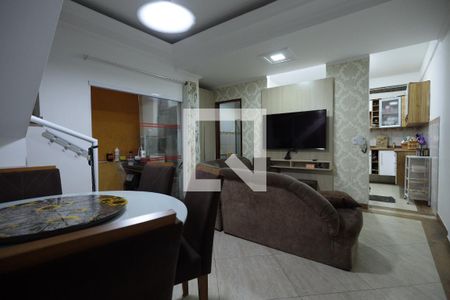 Sala de casa à venda com 3 quartos, 120m² em Jardim Santa Mena, Guarulhos