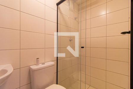 Banheiro de kitnet/studio para alugar com 1 quarto, 24m² em Bela Vista, São Paulo