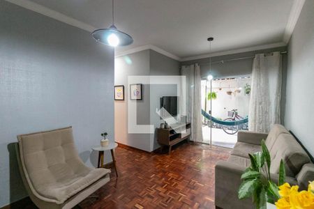 Sala de apartamento para alugar com 3 quartos, 110m² em Cinquentenario, Belo Horizonte