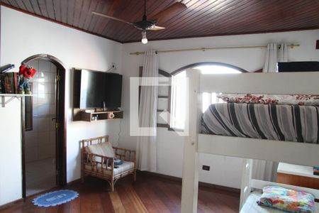 Suíte  de casa à venda com 2 quartos, 130m² em Jardim Moreira, Guarulhos