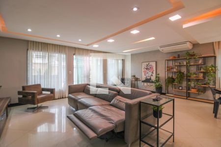 Sala de casa de condomínio à venda com 4 quartos, 300m² em Vargem Pequena, Rio de Janeiro