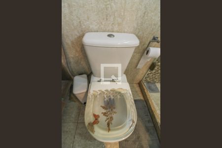 Casa de condomínio à venda com 300m², 4 quartos e 1 vagaSuíte 1 Master - Banheiro