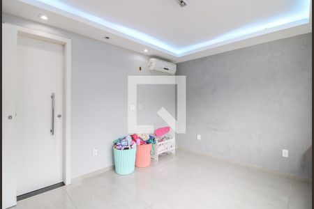 Casa de condomínio à venda com 300m², 4 quartos e 1 vagaSuíte 2