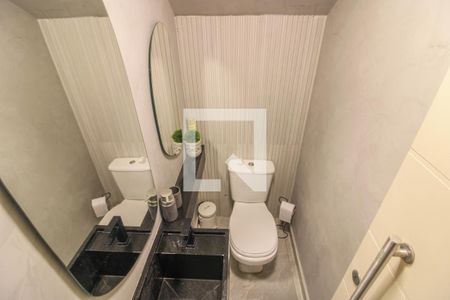 Casa de condomínio à venda com 300m², 4 quartos e 1 vagaLavabo