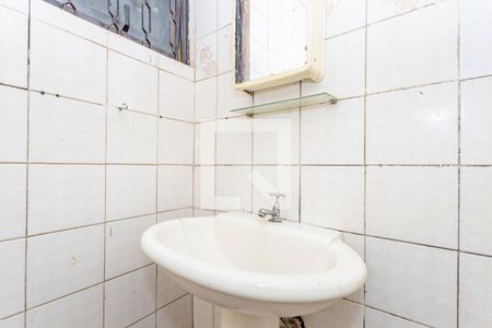 Banheiro de casa para alugar com 1 quarto, 50m² em Bosque da Saúde, São Paulo