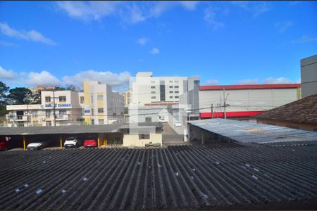 Vista Sala de apartamento à venda com 1 quarto, 47m² em Centro, Canoas