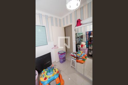 Casa à venda com 150m², 3 quartos e 2 vagas Casa à venda com 150m², 3 quartos e 2 vagasQuarto