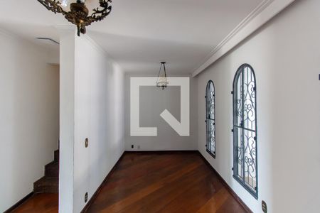 Sala de casa para alugar com 3 quartos, 170m² em Jardim Guairaca, São Paulo