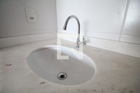 Apartamento para alugar com 55m², 2 quartos e 1 vagaBanheiro da Suíte - detalhe