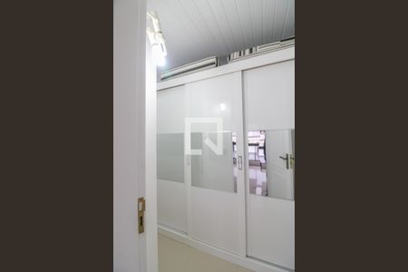 Apartamento à venda com 260m², 5 quartos e 4 vagas Apartamento à venda com 260m², 5 quartos e 4 vagasSuíte 1 Master - Closet