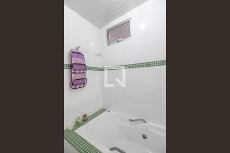 Apartamento à venda com 260m², 5 quartos e 4 vagas Apartamento à venda com 260m², 5 quartos e 4 vagasSuíte 1 Master - Banheira Hidromassagem