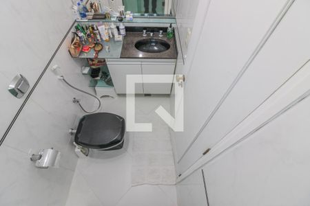 Apartamento à venda com 260m², 5 quartos e 4 vagas Apartamento à venda com 260m², 5 quartos e 4 vagasSuíte 5 - Banheiro