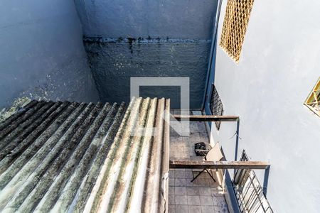 Casa à venda com 215m², 4 quartos e 3 vagas Casa à venda com 215m², 4 quartos e 3 vagasÁrea de Serviço