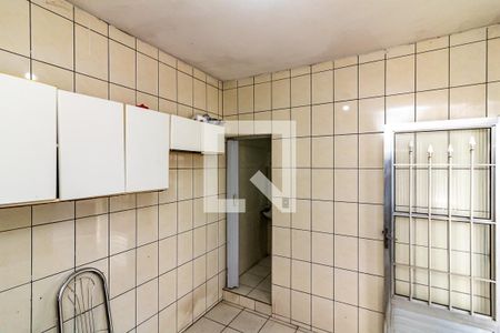 Casa à venda com 215m², 4 quartos e 3 vagas Casa à venda com 215m², 4 quartos e 3 vagasCasa 2 - Cozinha