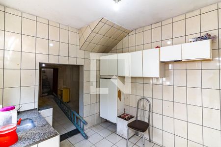 Casa à venda com 215m², 4 quartos e 3 vagas Casa à venda com 215m², 4 quartos e 3 vagasCasa 2 - Cozinha