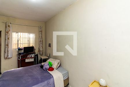 Casa à venda com 215m², 4 quartos e 3 vagas Casa à venda com 215m², 4 quartos e 3 vagasQuarto 2