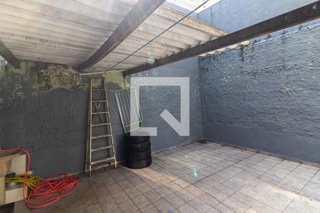 Casa à venda com 215m², 4 quartos e 3 vagas Casa à venda com 215m², 4 quartos e 3 vagasCasa 2 - Área de Serviço