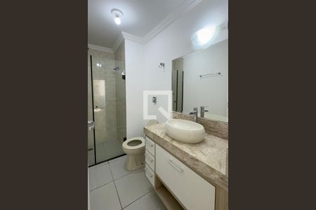 Apartamento para alugar com 110m², 3 quartos e 2 vagasBanheiro Corredor