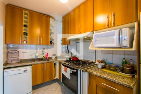 Casa à venda com 225m², 4 quartos e 2 vagasCozinha