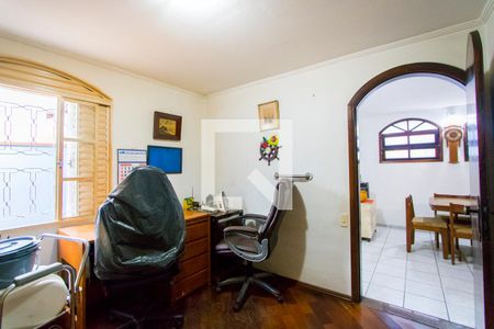 Casa à venda com 225m², 4 quartos e 2 vagasQuarto 4