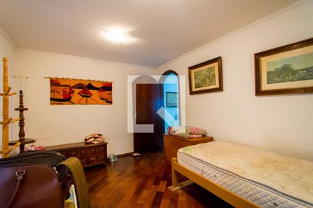 Casa à venda com 225m², 4 quartos e 2 vagasQuarto 3