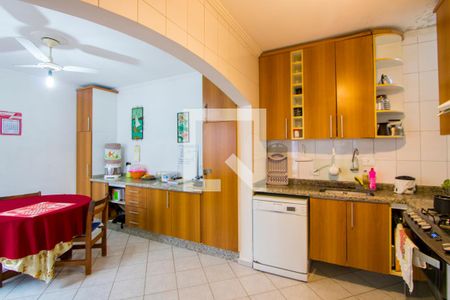 Casa à venda com 225m², 4 quartos e 2 vagasCozinha