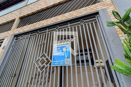 Casa para alugar com 90m², 2 quartos e sem vaga Casa para alugar com 90m², 2 quartos e sem vagaFachada