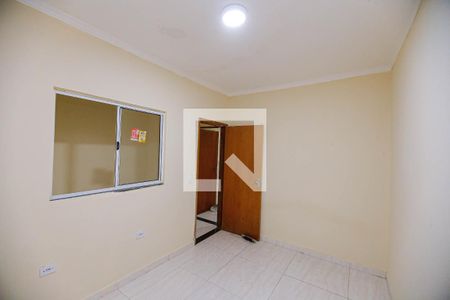 Quarto 1 de casa para alugar com 2 quartos, 90m² em Vila Alpina, São Paulo