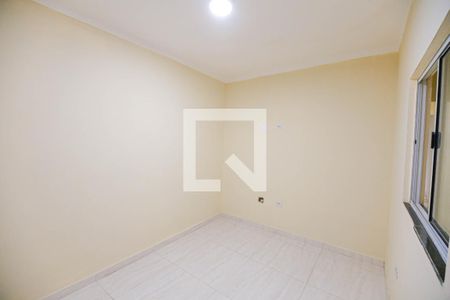 Quarto 1 de casa para alugar com 2 quartos, 90m² em Vila Alpina, São Paulo