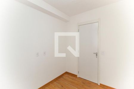 Quarto 1 de apartamento para alugar com 2 quartos, 42m² em Vila Taquari, São Paulo