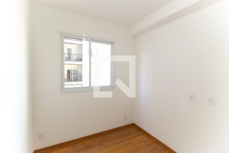 Quarto 1 de apartamento para alugar com 2 quartos, 42m² em Vila Taquari, São Paulo