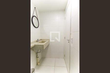 Apartamento para alugar com 42m², 2 quartos e sem vaga Apartamento para alugar com 42m², 2 quartos e sem vagaBanheiro