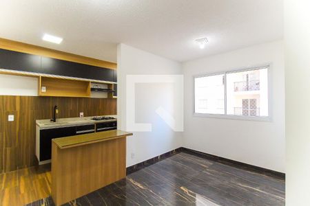 Sala de apartamento para alugar com 2 quartos, 42m² em Vila Taquari, São Paulo