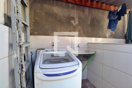 Casa para alugar com 38m², 1 quarto e 1 vagaÁrea de Serviço